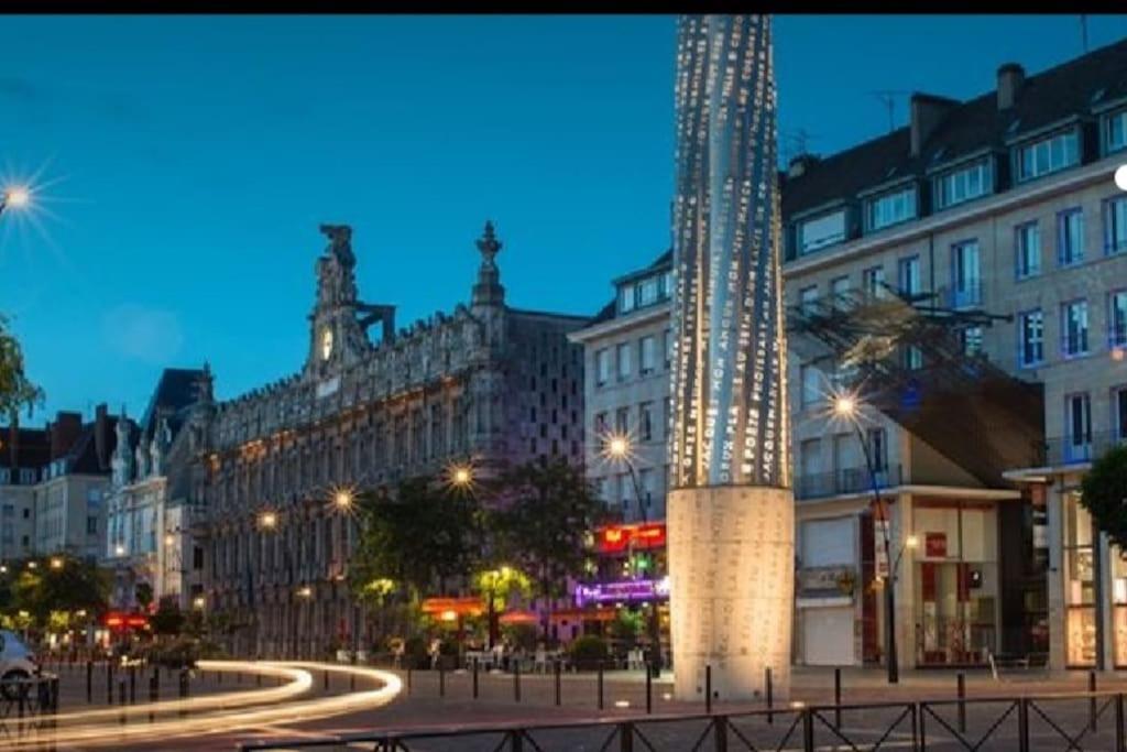 Fadil Apartman Valenciennes Kültér fotó