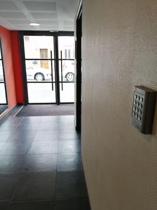 Fadil Apartman Valenciennes Kültér fotó