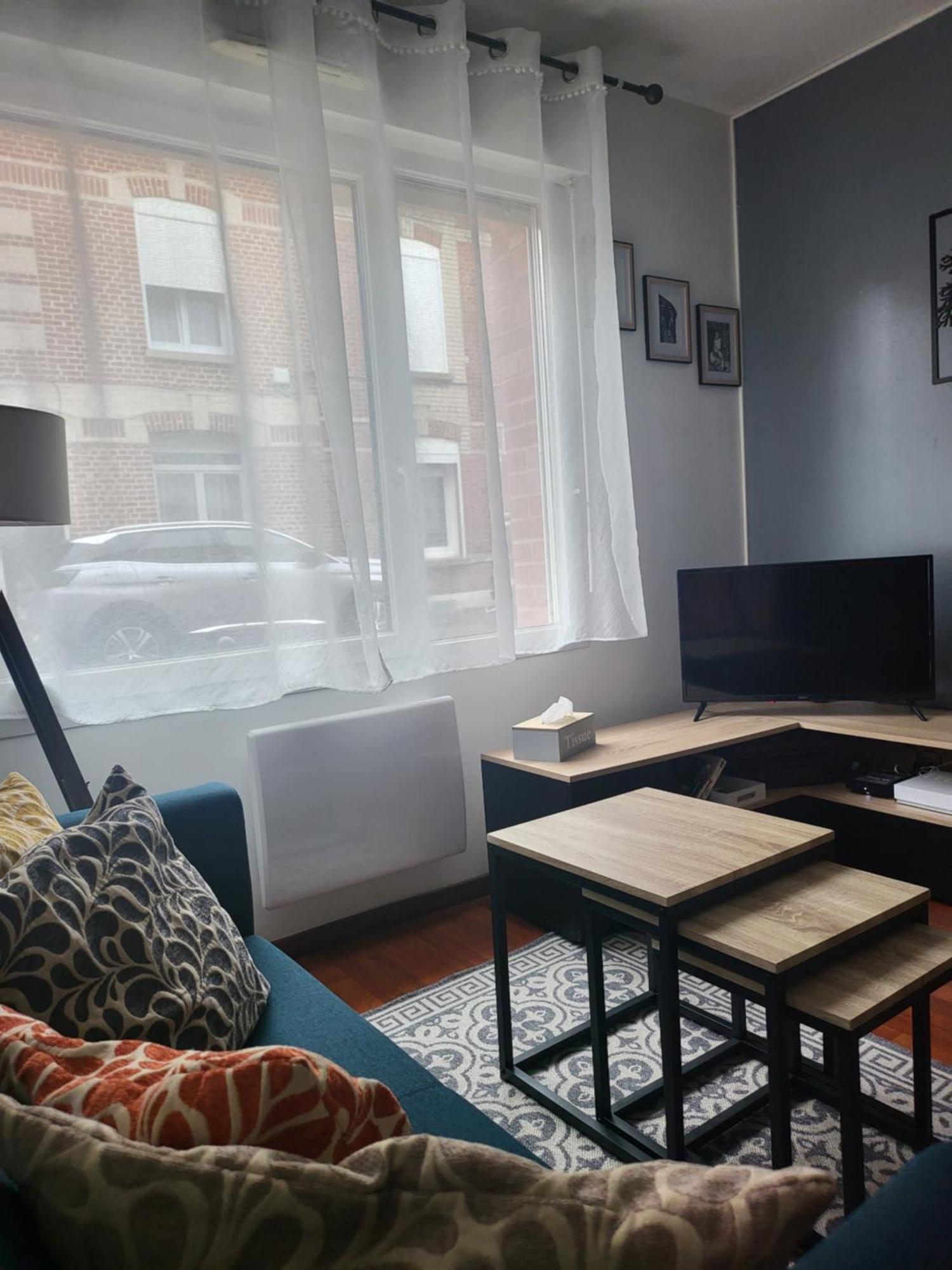 Fadil Apartman Valenciennes Kültér fotó